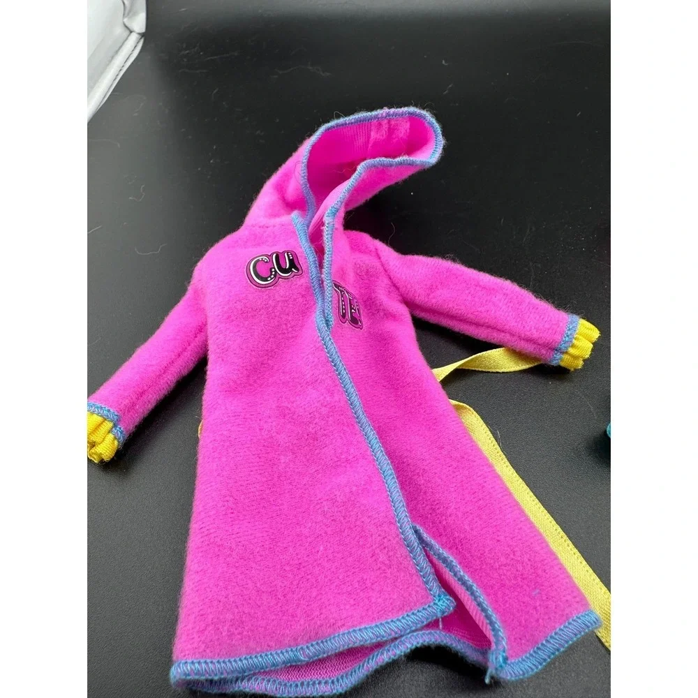 Barbie Mattel Slumber Party Sleepover Fashionistas Y2K pajamas robe shoes shorts